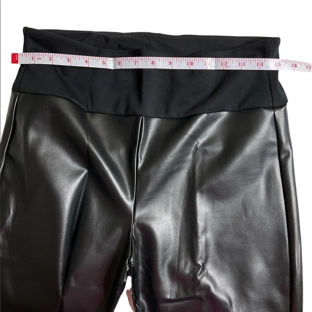 Assets by Spanx Faux leather leggings size 1x - Picture 6 of 8